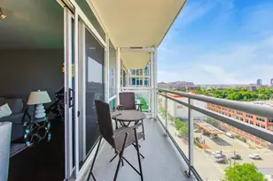 757 N Orleans St, Chicago, IL 60654 - Photo 13