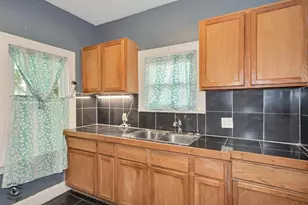 850 E Bourbonnais St, Kankakee, IL 60901 - Photo 7