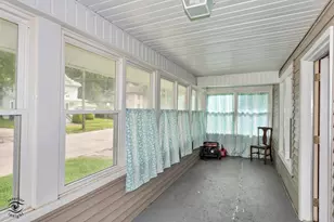 850 E Bourbonnais St, Kankakee, IL 60901 - Photo 11
