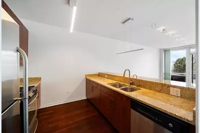 757 N Orleans Street #605, Chicago, IL 60654 - Photo 13