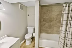 936 E 170th St, South Holland, IL 60473 - Photo 13