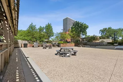 4250 N Marine Drive #531, Chicago, IL 60613 - Photo 17