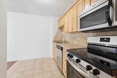 4250 N Marine Drive #531, Chicago, IL 60613 - Photo 9
