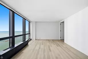 900 N Lake Shore Dr, Chicago, IL 60611 - Photo 9
