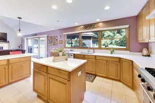 1004 N Harrison St, Algonquin, IL 60102 - Photo 11