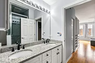 7768 N Sheridan Rd, Chicago, IL 60626 - Photo 13
