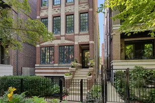 841 W Buckingham Pl, Chicago, IL 60657 - Photo 3