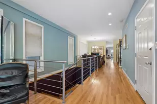 841 W Buckingham Pl, Chicago, IL 60657 - Photo 5