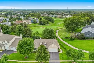 341 Foxford Dr, Cary, IL 60013 - Photo 3