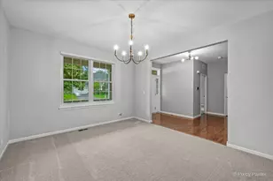 341 Foxford Dr, Cary, IL 60013 - Photo 7