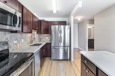 1355 N Sandburg Terrace #1009, Chicago, IL 60610 - Photo 7