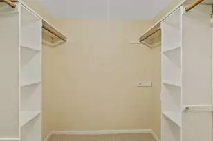1065 Valley Ln, Hoffman Estates, IL 60169 - Photo 17