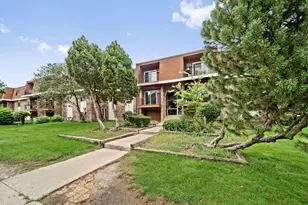1065 Valley Ln, Hoffman Estates, IL 60169 - Photo 21