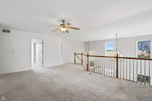 5218 Greenshire Cir, Lake in the Hills, IL 60156 - Photo 15