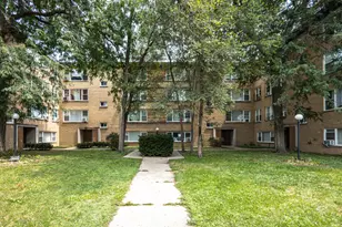 6139 N Seeley Ave, Chicago, IL 60659 - Photo 1
