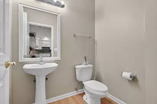 10S447 Carrington Circle, Burr Ridge, IL 60527 - Photo 15
