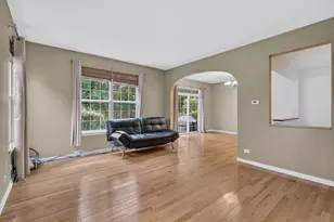 10S447 Carrington Circle, Burr Ridge, IL 60527 - Photo 5