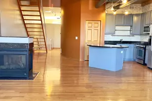 1675 Town Center St, Aurora, IL 60504 - Photo 9