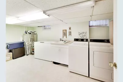 570 S Kenilworth Avenue, Elmhurst, IL 60126 - Photo 25