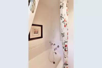 570 S Kenilworth Avenue, Elmhurst, IL 60126 - Photo 21