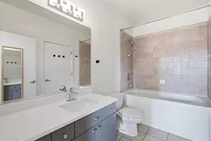 15 S Throop St, Chicago, IL 60607 - Photo 11