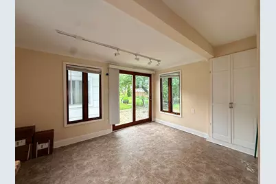 18148 W Valley Drive, Grayslake, IL 60030 - Photo 7