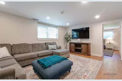 6 S Deerpath Drive, Vernon Hills, IL 60061 - Photo 21