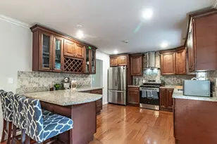 6 S Deerpath Dr, Vernon Hills, IL 60061 - Photo 9