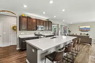 1139 River Birch Blvd, Crystal Lake, IL 60012 - Photo 13