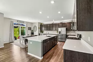 1139 River Birch Blvd, Crystal Lake, IL 60012 - Photo 11