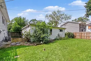 426 Redwing Dr, Round Lake Beach, IL 60073 - Photo 17
