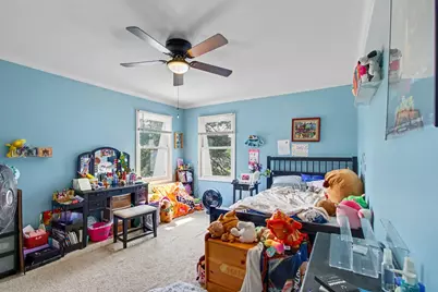426 Redwing Drive, Round Lake Beach, IL 60073 - Photo 11
