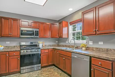 2145 Whitetail Drive, Aurora, IL 60503 - Photo 9