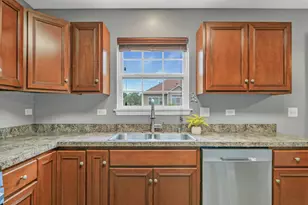 2145 Whitetail Dr, Aurora, IL 60503 - Photo 11