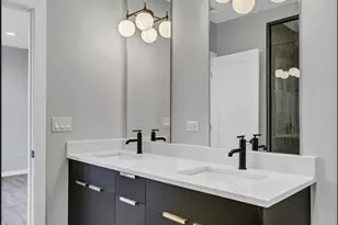 4917 S Champlain Ave, Chicago, IL 60615 - Photo 15