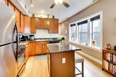 2215 W Foster Avenue #3, Chicago, IL 60625 - Photo 3