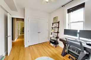 2215 W Foster Ave, Chicago, IL 60625 - Photo 19