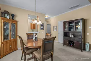 2892 Edgewater Dr, Elgin, IL 60124 - Photo 13