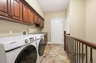 4202 Royal Fox Dr, Saint Charles, IL 60174 - Photo 21