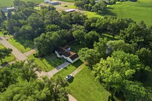 10464 2 Mile Rd, Thomson, IL 61285 - Photo 7