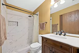 1884 Portsmouth Dr, Lisle, IL 60532 - Photo 19