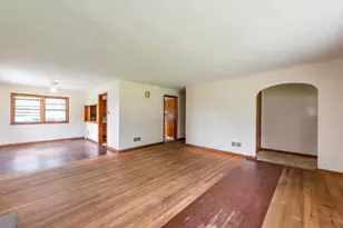 618 N Oplaine Rd, Gurnee, IL 60031 - Photo 7