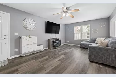 605 Circle Drive, Coal City, IL 60416 - Photo 5