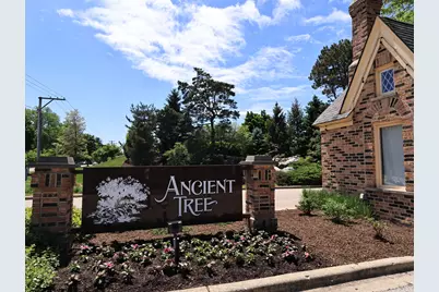 38 The Court Of Greenway, Northbrook, IL 60062 - Photo 43