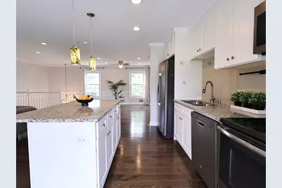 38 The Court Of Greenway, Northbrook, IL 60062 - Photo 9