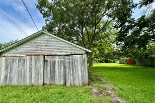 606 E Ethel St, Saint John, IL 61873 - Photo 3