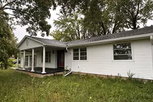 380 Golf Course Rd, Eldorado, IL 62930 - Photo 3