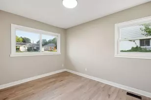 706 Halstead Ave, Romeoville, IL 60446 - Photo 13