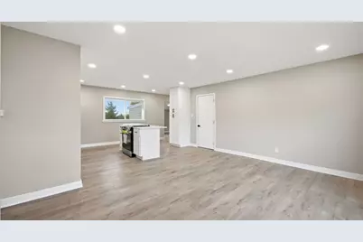706 Halstead Avenue, Romeoville, IL 60446 - Photo 5