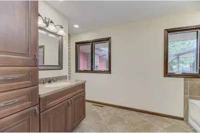 210 S Small Avenue, Kankakee, IL 60901 - Photo 21